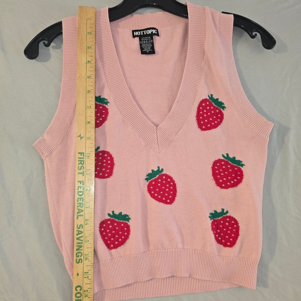 Hot Topic Sweater Vest Small Womens Pink Strawberry V-Neck Knit Cottagecore - Picture 4 of 6